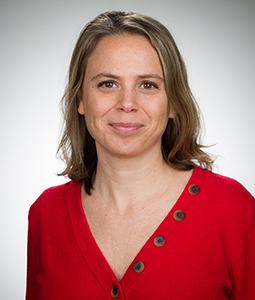 Picture of Professor Carolina Sternberg