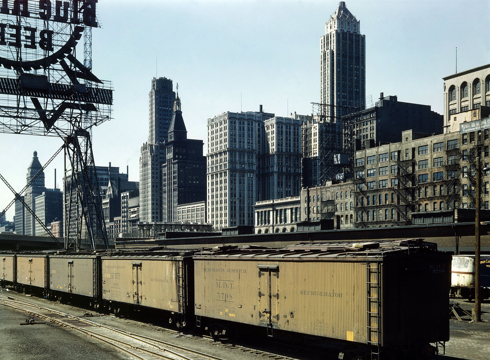 A train in front of the Chicago Skyline